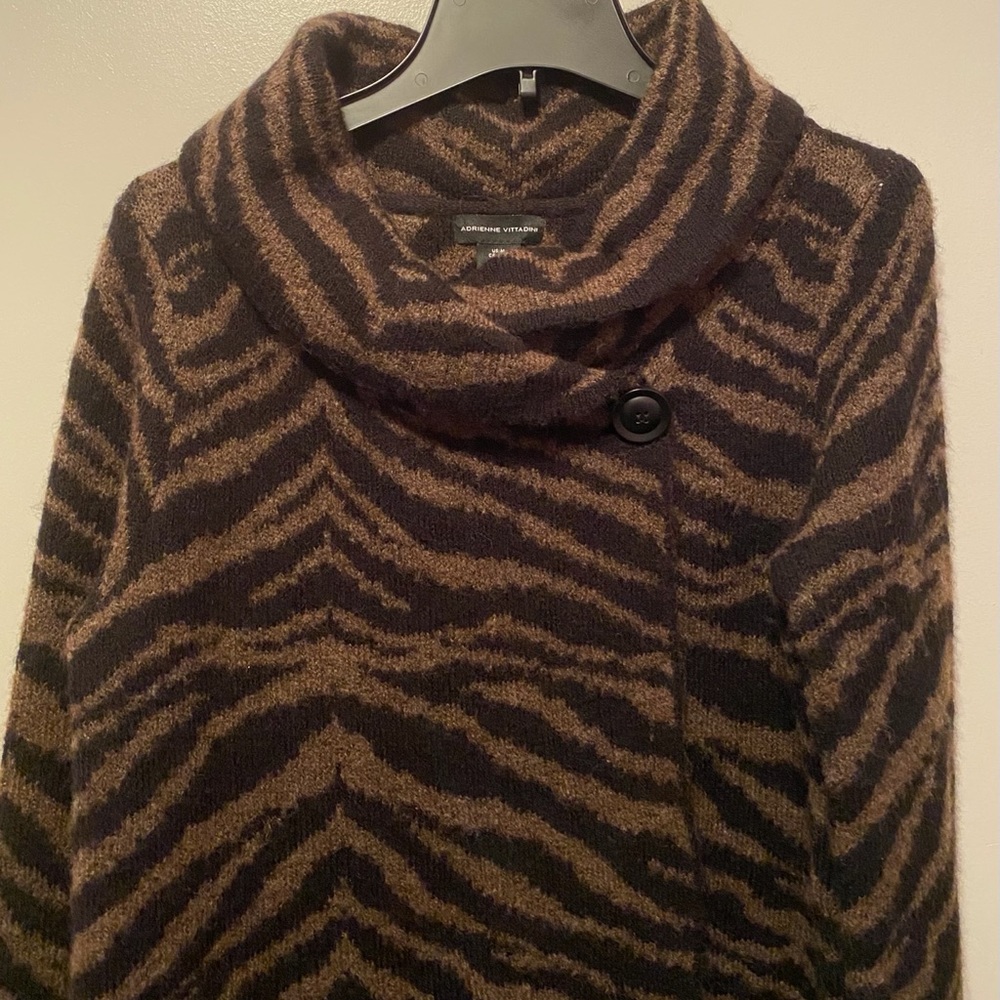 Adrienne Vittadini Sweater, Black and Brown, M